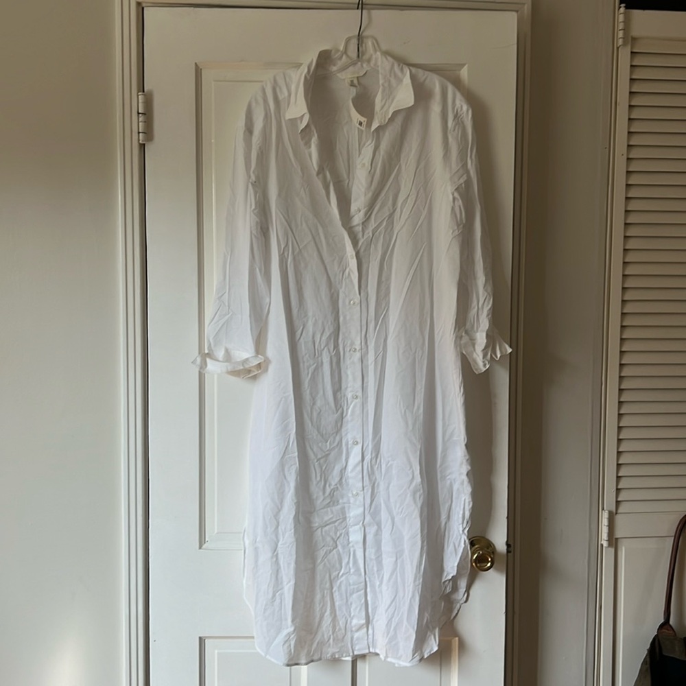 H&M white long sleeve button up dress